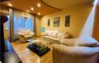 Inchiriez apartament 3 camere D, zona Centru - Independentei - 1