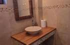 Blv Unirii-Pta Alba Iulia- vila  5 camere - 11