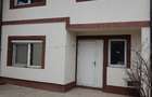 Casa de vanzare pentru 2 familii - 1