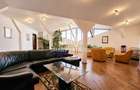 Vila Premium de Vanzare 241 mp I Sisesti - 1