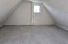 Apartament 4 Camere, Bloc Nou/Mansarda, P-ta Republicii, 7 Noiembrie - 3