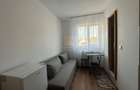 Camera cu baie, renovata complet, Str. Serii 2, prima inchiriere - 2