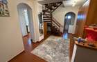 Apartament 4 camere decomandat cu scara interioara, Zona Sarari - 2