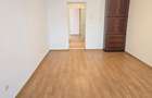Vand apartament  3 camere cu intrari separate in Deva, zona Titu Maiorescu, - 2