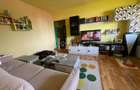 4 camere aproape de Spitalul Judetean. Etaj intermediar. Centrala proprie - 3
