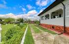 Casă boierească  de poveste- 7000 mp teren - 36