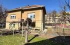 Casa de vanzare l 1040 MP Curte l Front 35 MP l Grigorescu