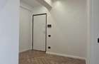Apartament 3 camere, semidecomandat, - - 6