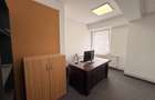 Spatiu comercial / birouri  - 230 mp |  Parcare privata