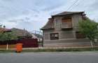 Casa cu teren de vanzare - 1