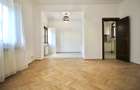 CALEA DOROBANTI, APARTAMENT NEMOBILAT IN BLOC TIP VILA, 0% COMISION! - 2