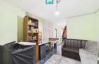 Casă P+E cu două apartamente, zona Drăgășani - 5