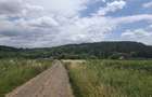 Se vinde teren de 5000mp, intr o zona foarte liniștită aproape de pădure - 1