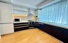Apartament 4 camere | 140 mp | Curte proprie + terasă | Parcare subterană |