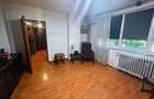 Colentina, intersectie Fundeni, bloc reabilitat, stradal, vedere fata - 9