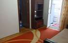 Persoana fizica închiriez apartament cu 3 camare  - 1