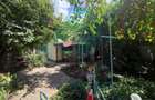 "Casa bunicii" pe un lot de teren de 307 mp
