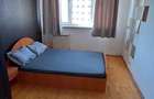 Apartament 3 camere, semidecomandat, 65 mp, ac, metrou aproape, Lujerului