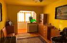 Apartament de vanzare 3 camere Vasile Aaron - 1
