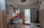 Apartament cu 2 camere decomandat, etajul 3/4, zona Galata - 3