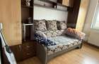 Apartament 2 camere, decomandat, mobilat si utilat, loc parcare - 1