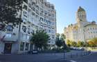 3  camere  /prima inchiriere/13  Septembrie/vis  a vis  de  Catedrala - 15
