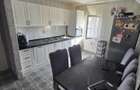 Apartament de vânzare 3 camere - 8