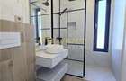 Ansamblu - Vila individuala - 5 camere - 3 bai - dressing - curte amenajata - 7