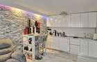PROPRIETATE VERSATILA, complet renovată– 220 m² utili + 130 m² curte privată - 2