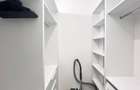 NOU / SUPERB /  MOBILAT SI UTILAT - 16