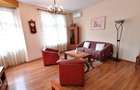 Apartament cu doua camere in zona Piata Sfatului - 2