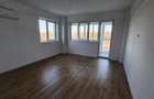 Decomandat 3 camere bloc nou et 3 Comision 0% - 1