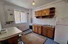 Apartament zona Florilor , parcare ,etaj 1 ,balcon - 3