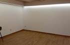 Inchiriez spatiu comercial central   Piata Mihai Viteazul - 11