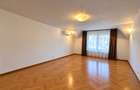 Vila versatila 7 camere + Garaj zona 1 Mai - Ion Mihalache | Ideala locuinta sau - 12