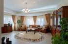Casa de Lux in Livada cu Ciresi Eleganta, Confort si Panorama de Vis - 2
