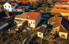 Casă nouă cu etaj semifinalizată, zonă liniștită în Aradul Nou - 1