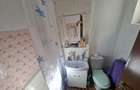 Apartament cu 2 camere, decomandat,  etajul 3/4, zona Baza 3 - 8