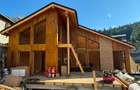 Piatra Arsă, Bușteni – Casă în construcție cu vedere către Munții Bucegi!!!