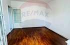Apartament cu 3 camere de vânzare în zona 1 Mai - 4