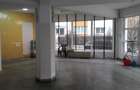 inchiriez spatiu comercial 100 mp parter vitrat cladirea Delfin srl- Bistrita - 1