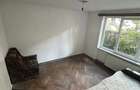 Apartament cu 3 camere de vanzare