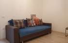 Disponibil imediat. Curte privata. 2 locuri de parcare - 10