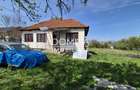 Vânzare casă 2 camere, cu teren 969 mp, situată în Telești - 2