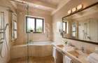 SNAGOV VILA | 36m DESCHIDERE LA LAC | PONTON 250mp | JACUZZI | SPA | BOWLING - 8