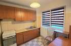 De închiriat apartament 3 camere Micro 16 Parter - 9