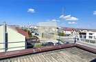 Apartament 3 camere terasa 80 mp si  curte 145 mp zona Calea Cisnadiei - 17