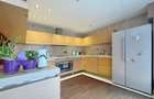 PENTHOUSE EXCLUSIVIST - 9