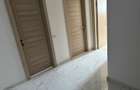 AP. 3 CAMERE- PARCARE INCLUSA, BUCATARIE INCHISA, CENTRALA PROPRIE
