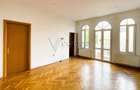 Apartament cu 4 camere in vila Piata Traian - 3